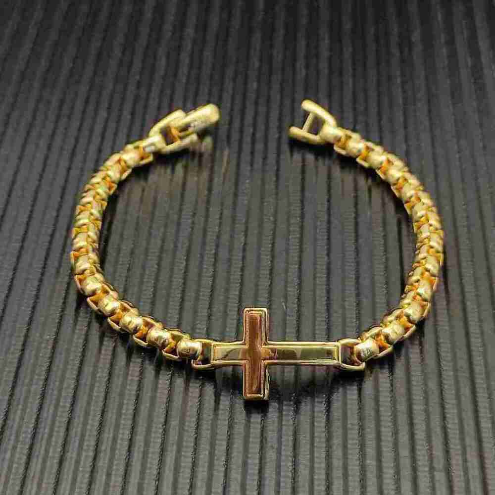 David Yurman Gold Box Chain Cross Link Bracelet Includes Brand Dust Bag - Picture 2 of 5